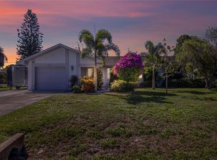849 Kennwood Ter NW, Port Charlotte, FL 33948