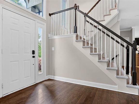 4th image of 10820 S Cedar Niles Blvd