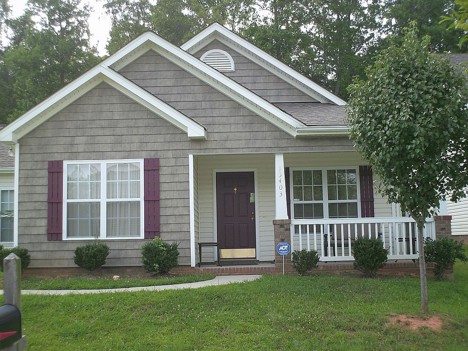 Beautifully maintained ranch