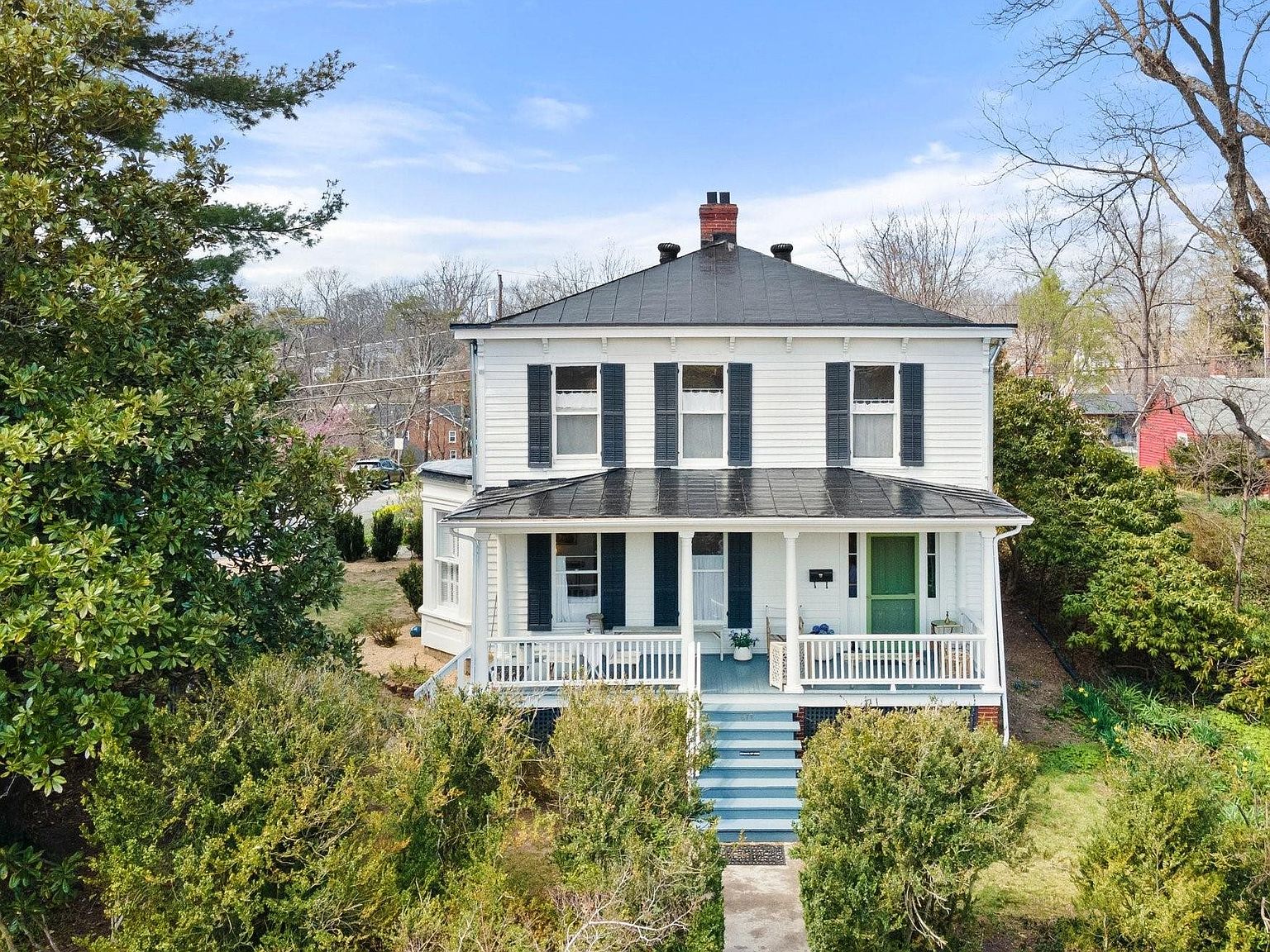 677 Walnut Ave, Waynesboro, VA 22980 Zillow