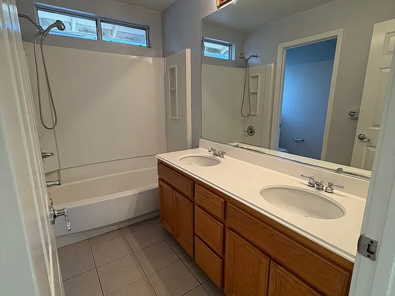 29070 Sebring Ct — Photo 8