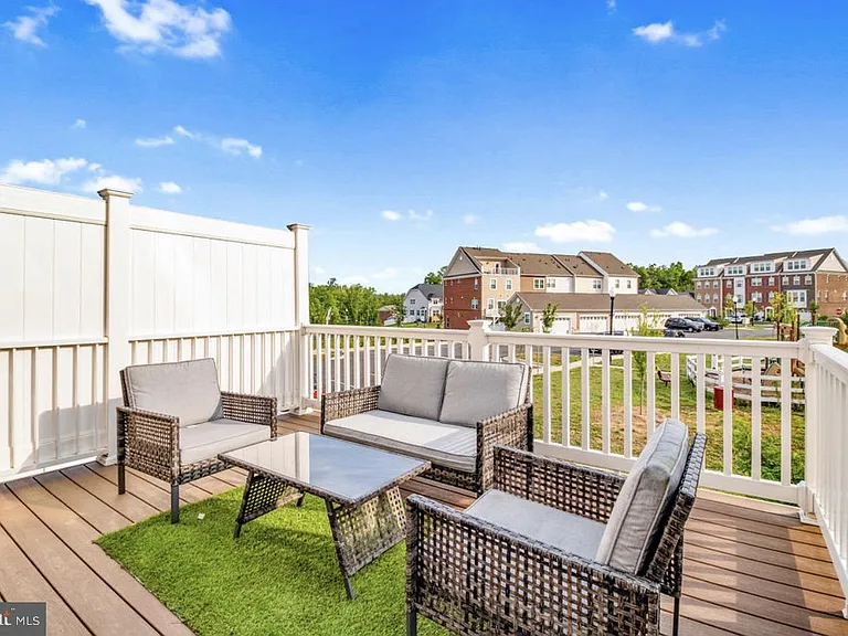 11687 Emily Dickinson Pl — Photo 14