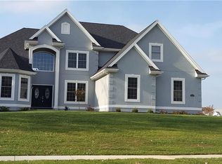 2393 Mission Hill Dr, Perrysburg, OH 43551