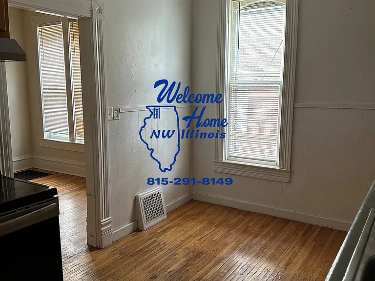 512 Chicago Ave — Photo 14