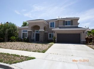 831 Shiraz Dr, Hemet, CA 92545