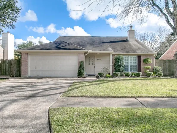 3609 Helen Ln, Pearland, TX 77581