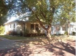 1303 Hackney St, Winfield, KS 67156