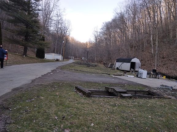 5th image of 573-510 Birch Hollow Rd