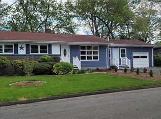 46 Eagle Pl, West Haven, CT 06516