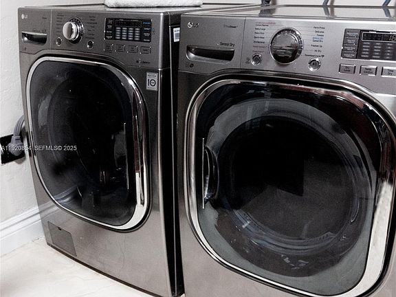 5th image of 6384 SW 31st St