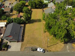 4006 E 13th St, Vancouver, WA 98661
