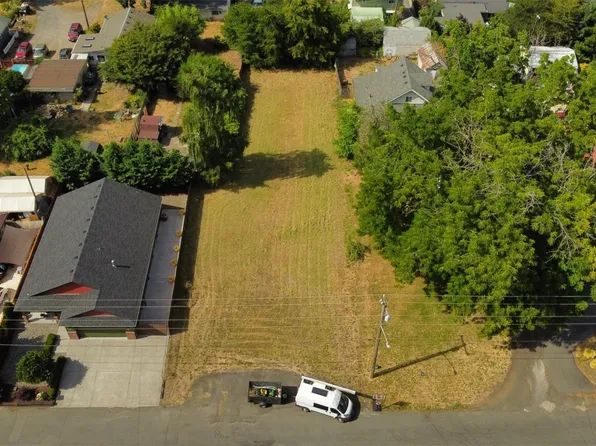 4006 E 13th Street, Vancouver, WA 98661