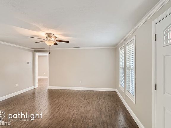 4th image of 17 Valencia Cir