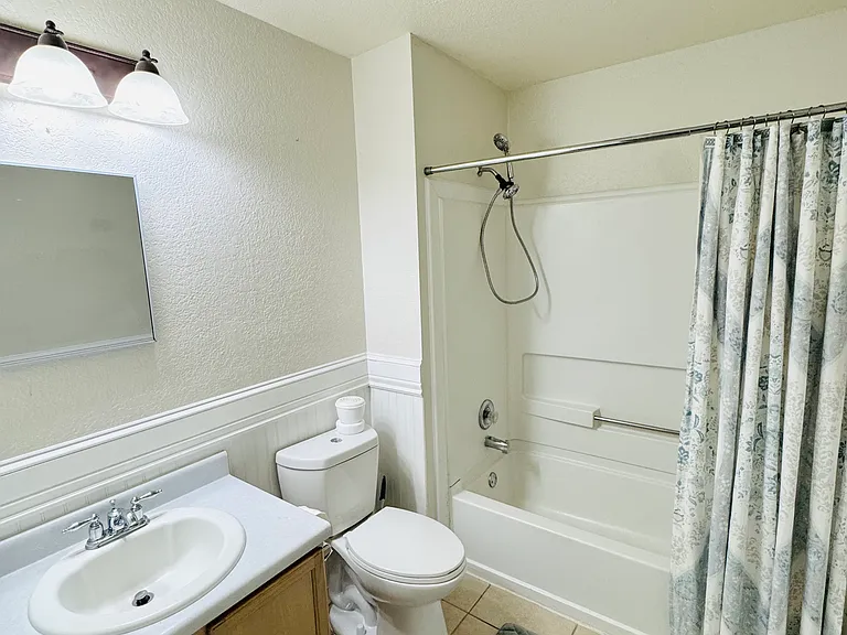 1606 Sunbend Fls — Photo 11