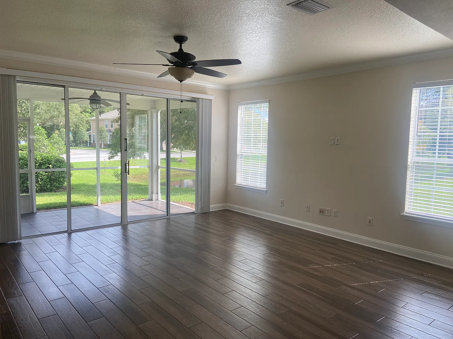 4115 Crownwood Dr — Photo 4