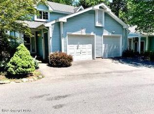 305 Inverness Dr, East Stroudsburg, PA 18302