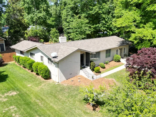 2801 Sagamore Hill Dr SE, Marietta, GA 30067