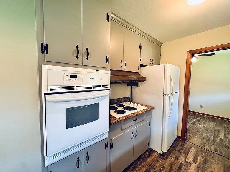 5930 Edgewood Ave — Photo 6
