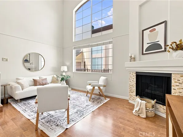 7033 La Tijera Blvd, Los Angeles, CA 90045