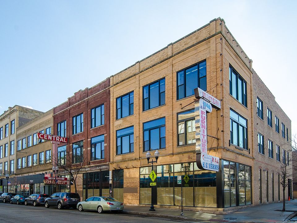 1st image of 1348 N Milwaukee Ave #D