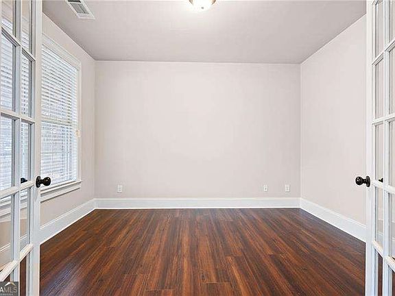 4th image of 103 Gray Trl