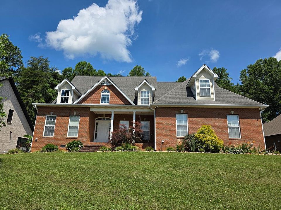 1st image of 1359 Buckingham Pl