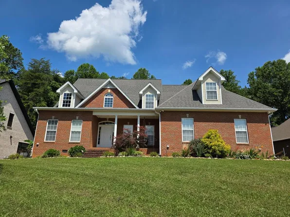 1359 Buckingham Pl, Cookeville, TN 38501