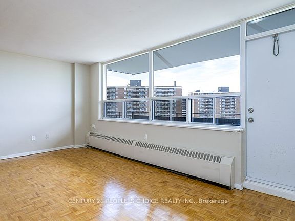 2nd image of 6161 Bathurst St #803
