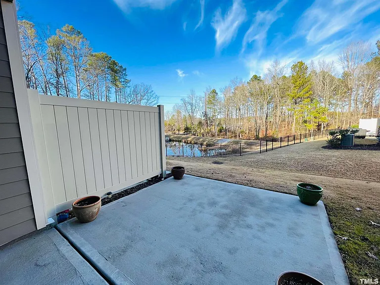 1869 Blue Jay Point — Photo 49