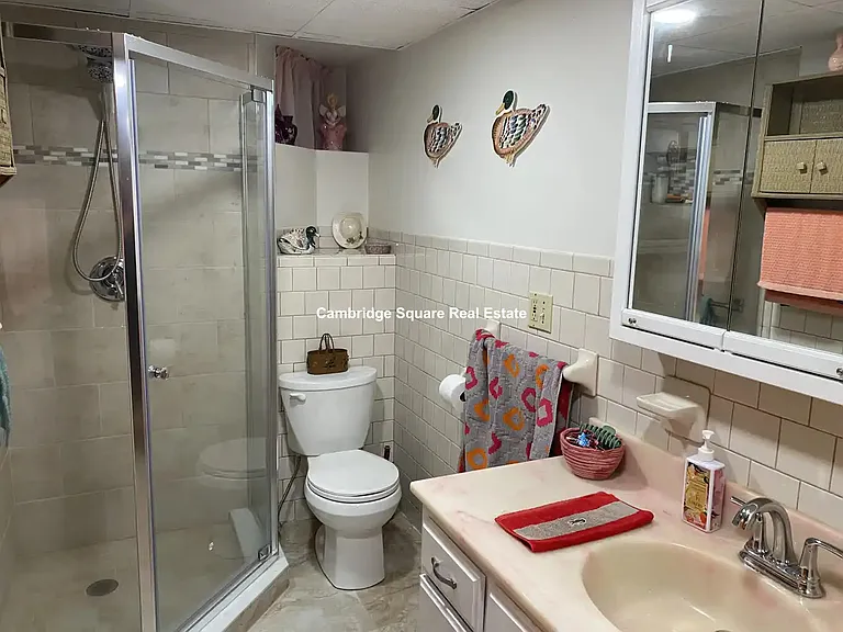 95 Highland Ave — Photo 7