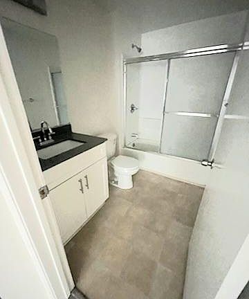 2nd image of 1735 Peyton Ave APT 208