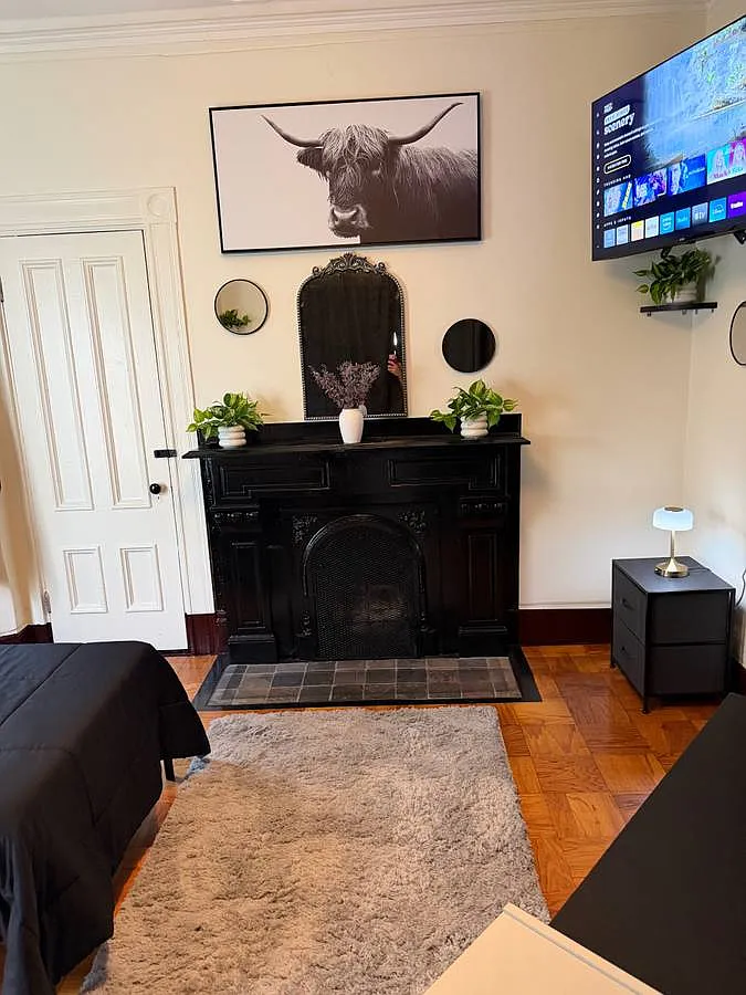 1 bed, 625 sqft, $2,200 — Photo 2