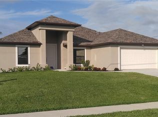 2737 Gleason Parkway Cpe, Coral, FL 33914