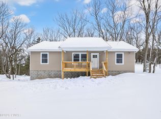 150 Cree Rd, Shohola, PA 18458