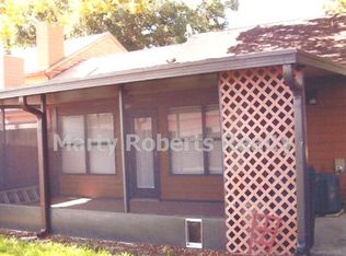 1 Cove Ln, Eustis, FL 32726