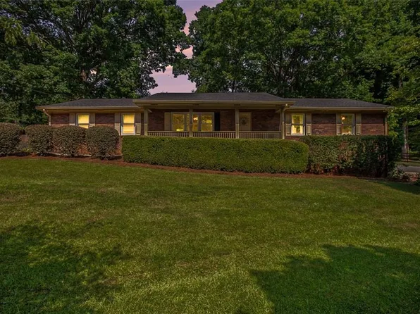3847 Plumcrest Rd SE, Smyrna, GA 30082