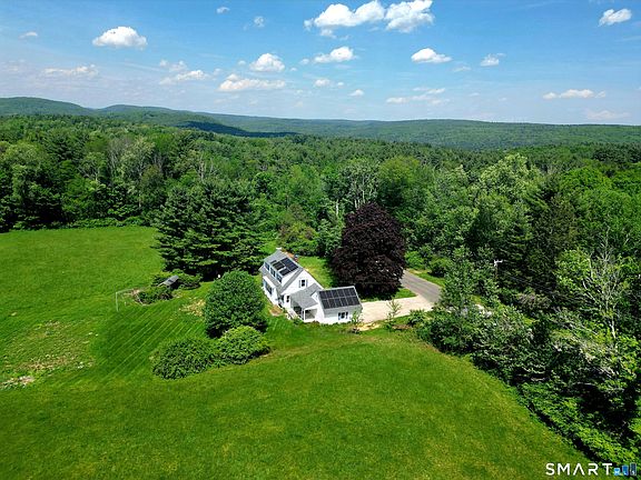 5th image of 257 Wallens Hill Road
