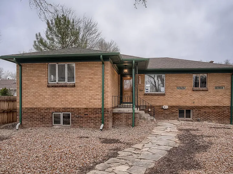 2280 Kendall St — Photo 2