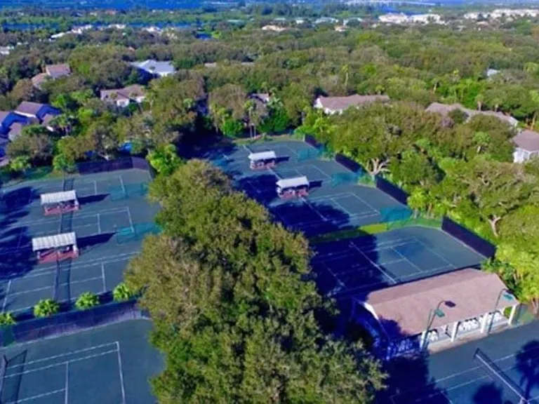 Winding Oaks Cir E — Photo 12