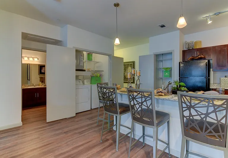 Volar Apartments — Photo 4