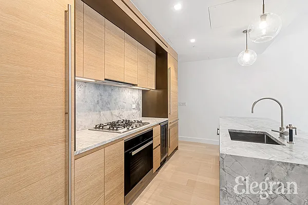 Rented by (Legacy) Elegran | media 3