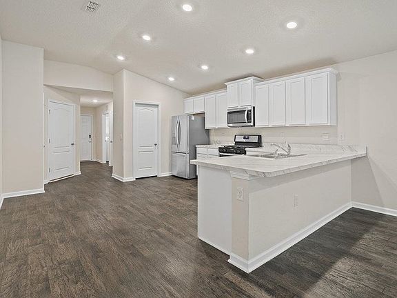 5th image of 179 Logrono Ct