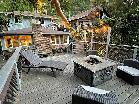 2nd image of 8632 Lookout Mountain Ave
