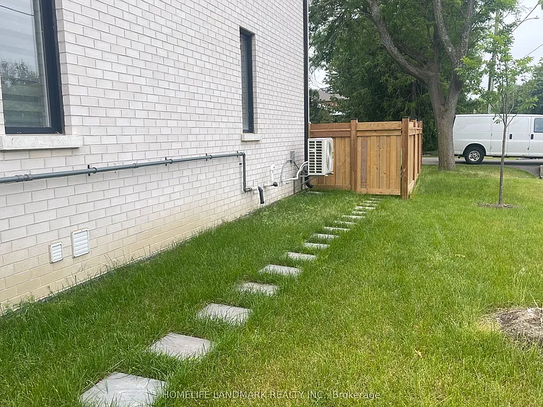 2 Persica St #MAIN BASEMENT — Photo 12