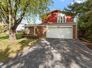 118 Camelot Way, Bolingbrook, IL 60440