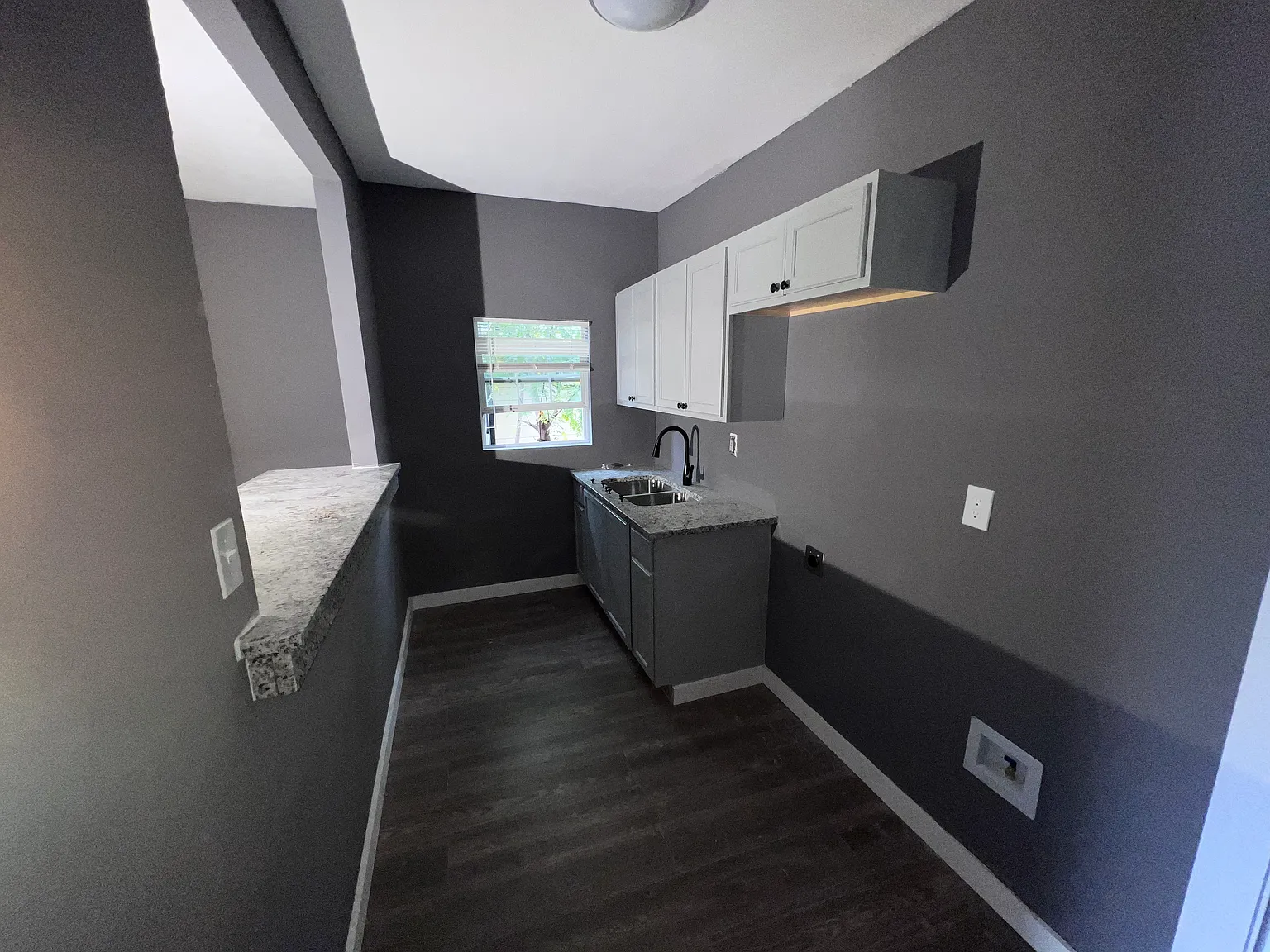 3435 Detonte St — Photo 3