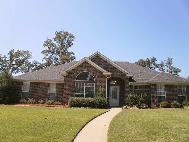 1st image of 5907 Oak Hollow Pl
