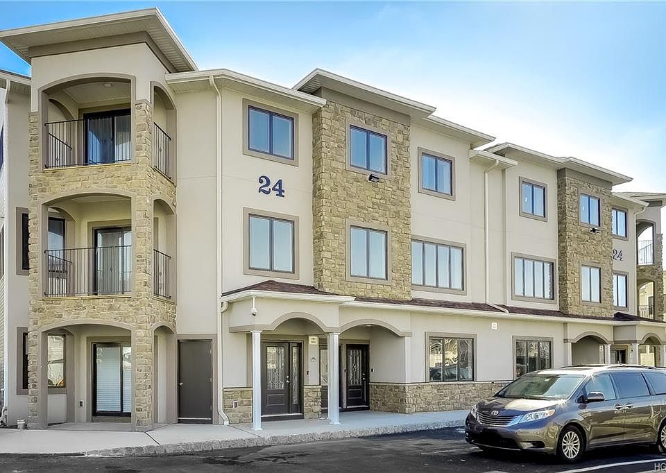 1st image of 24 Witzel Ct #204