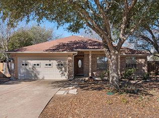 1402 Quicksilver Cir, Round Rock, TX 78665