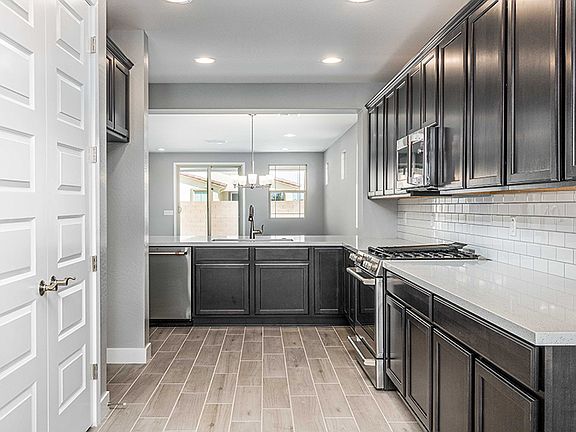 4th image of 3668 Woolystar Ln